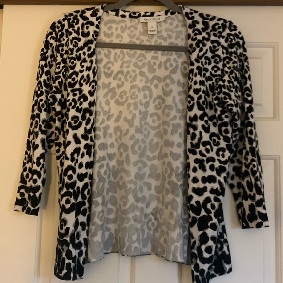 Cardigan✨ - Picture 1 of 3